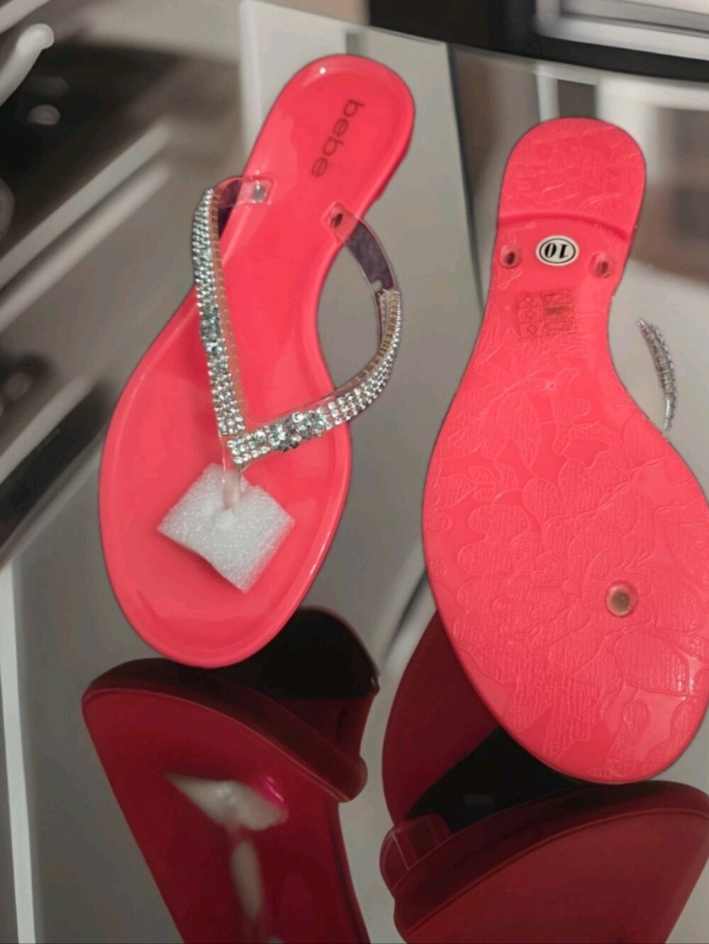 BEBE Audriella Women's Fuchsia Strappy Rhinestone Jelly Sandals Sz10. - Picture 6 of 7